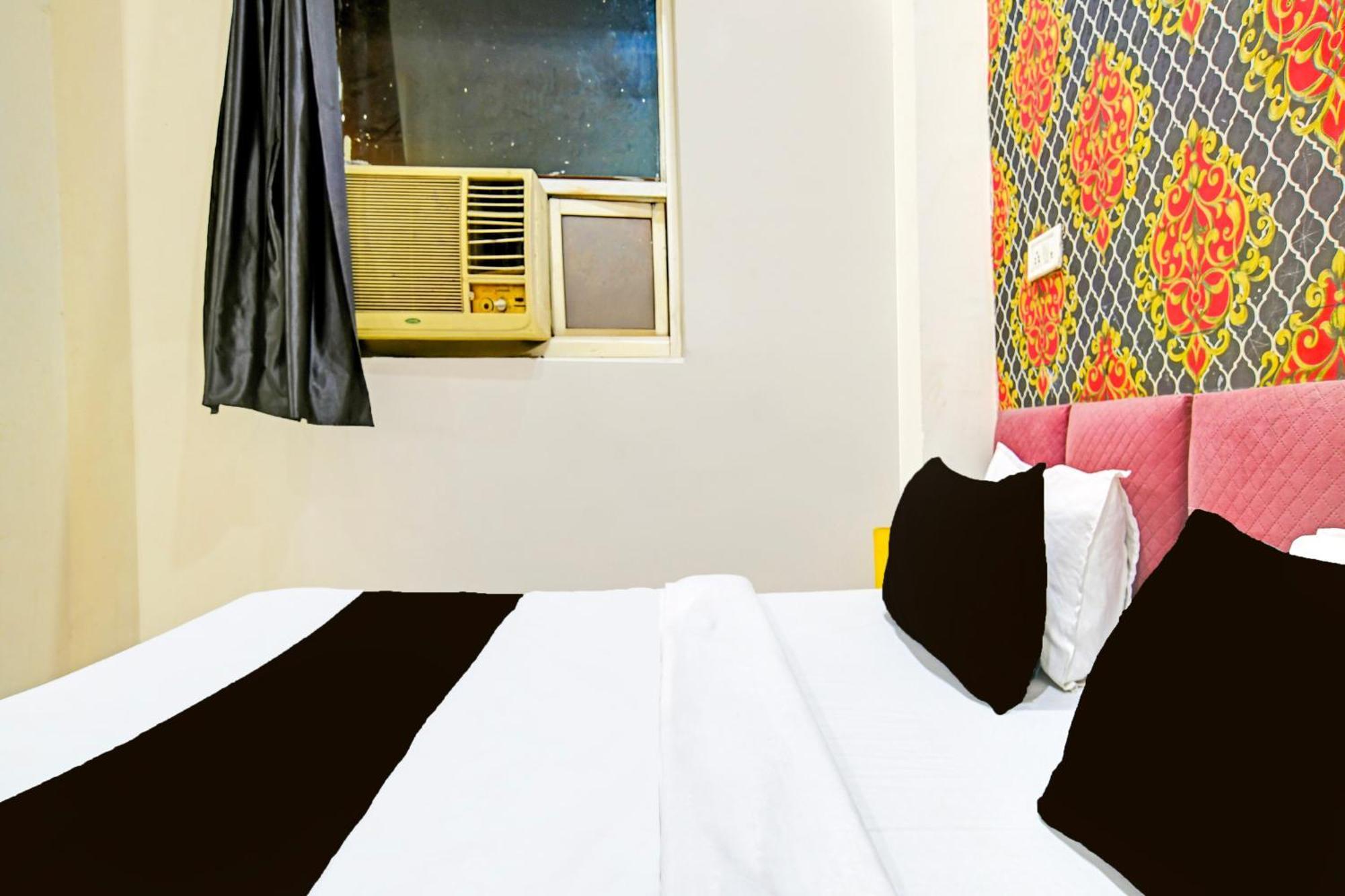 Hotel O Hanuman Naka Ujjain Formerly Krishna Palace ภายนอก รูปภาพ